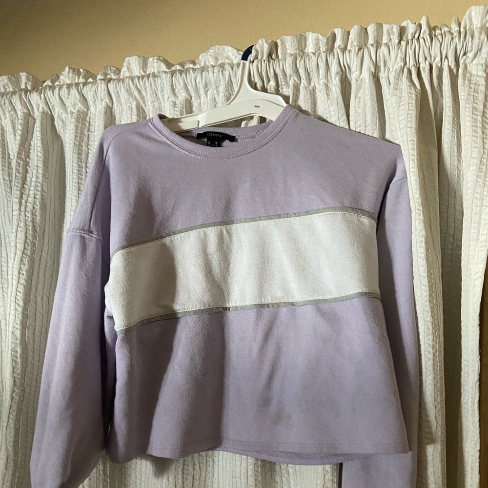 violet long sleeve croptop🌊